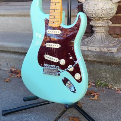 2008-2009 Fender Classic 50's Series Stratocaster Surf Green MIM w Hard Case~Price Drop image 1