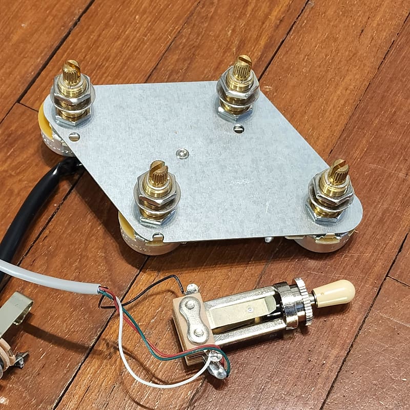 Gibson Les Paul Standard 50s 60s 70s Pots Wiring & Switchcraft 3 Way Toggle  Switch Guitar