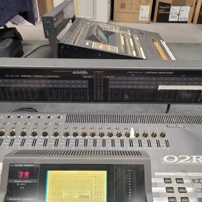Yamaha O2R Digital Recording Console image 3