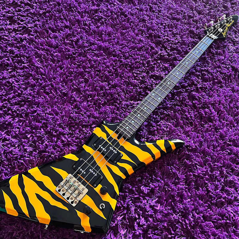アリアプロ2 Aria Pro2 ZZB DELUXE ZEBRA エレキベース アリアプロ2 Aria Pro2 ZZB DELUXE ZEBRA エレキベース（Aria