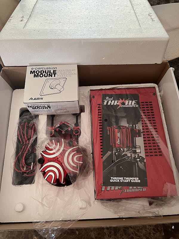 Pearl Throne Thumper Butt kicker Reverb