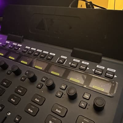 Avid S1 8-Fader EUCON Desktop Pro Tools Control Surface 2019 - 2020 - Black image 4