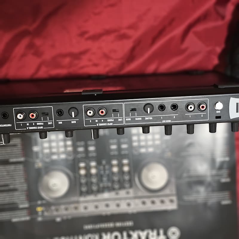 Native Instruments Traktor Kontrol S4 MK2 | Reverb