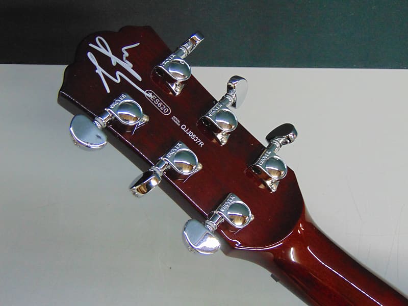 Yamaha AES620 Electric Guitar Royal Blue | Reverb