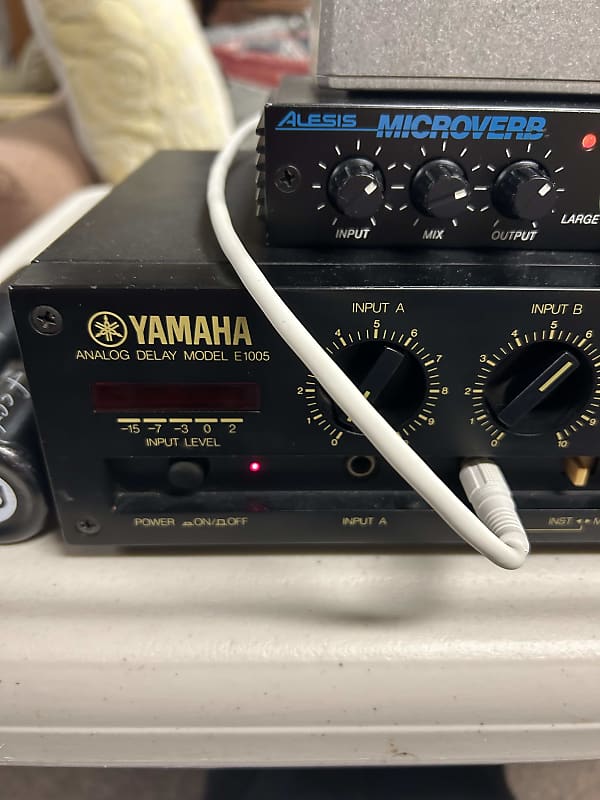 Yamaha E1010 Rack Analog Delay