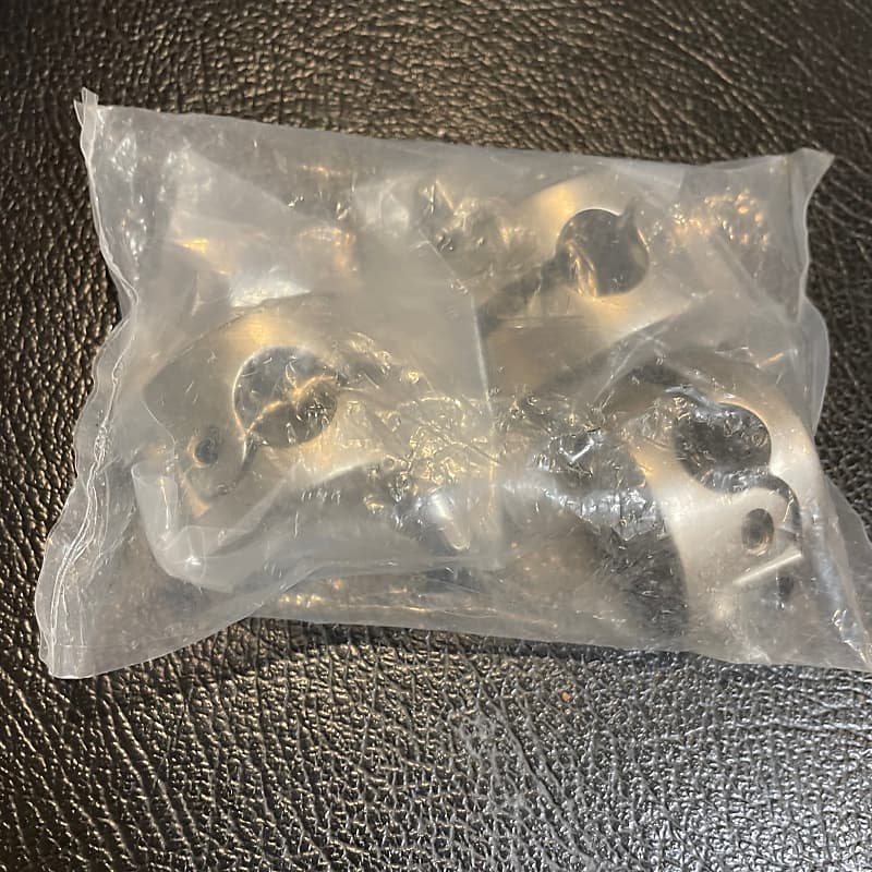 Crush floor Tom leg memory locks set in Satin Reverb