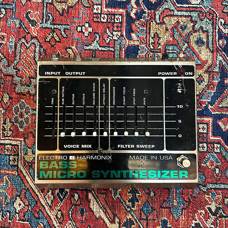 Electro-Harmonix Bass Micro Synthesizer