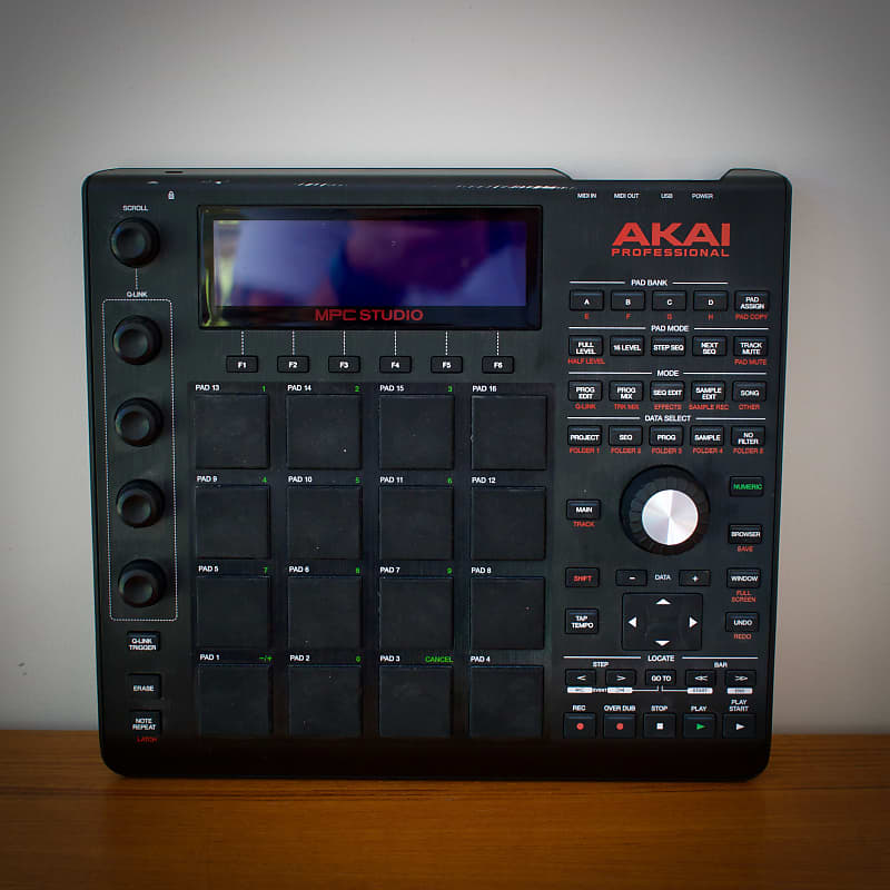 AKAI Professional MPC Studio❗️即日配送❗️ AKAI mpc studio Professional
