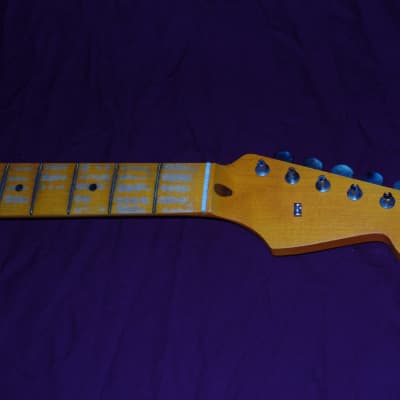 All Parts Licensed by Fender loaded light relic CBS Stratocaster