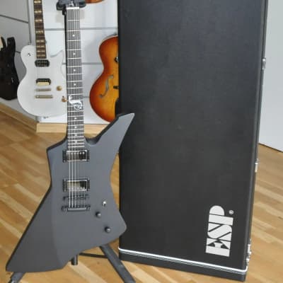 ESP LTD Snakebyte BLKS Black Satin / James Hetfield (Metallica) Signature / Made in Korea / Explorer Type image 2