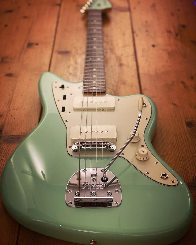 Fender MIJ Traditional II Late '60s Jazzmaster | Reverb The