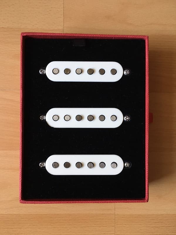 Raw Vintage RV-60 Stratocaster Pickups White | Reverb