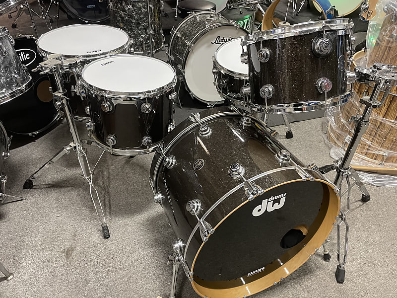 DW Collectors Series 5 Piece drum set/hardware 1997 Gray | Reverb