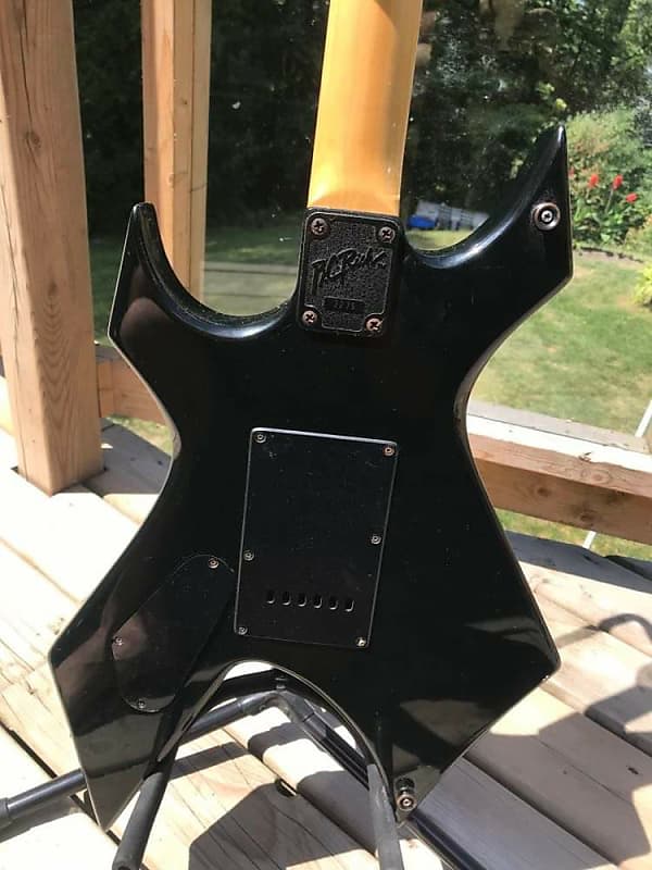 1987 B.C. Rich Warlock NJ Platinum Series Grey Snakeskin