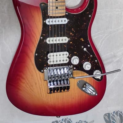 Fender Japan Stratocaster O Serial Electric Guitar Ref No.5032