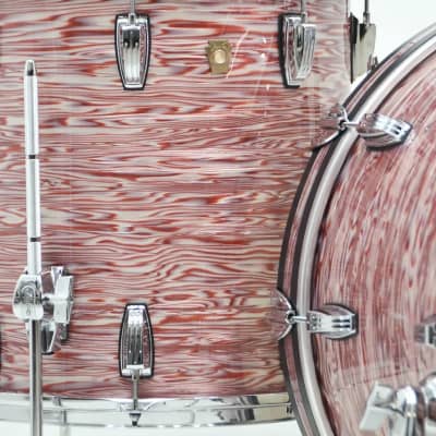 Ludwig Classic Maple 9x13, 16x16, 14x22 Oyster Pink Drum Set image 3
