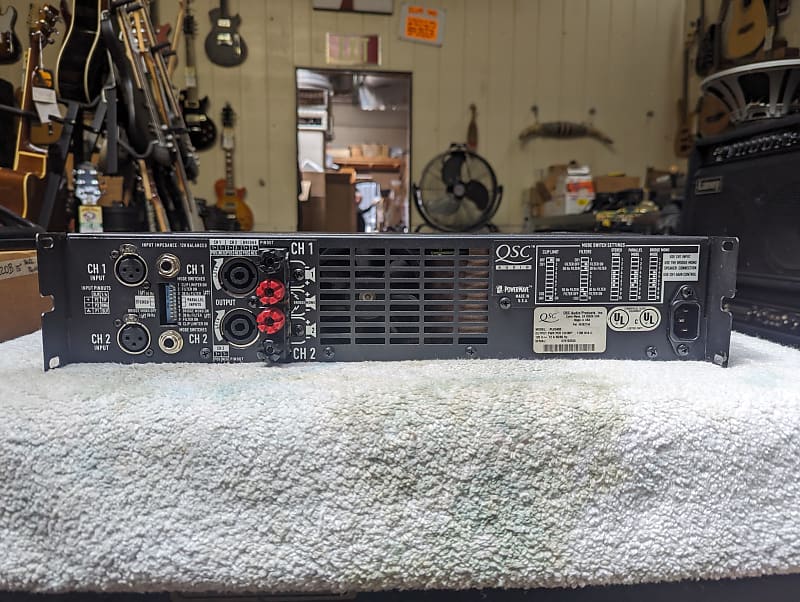 QSC PLX3402 Lightweight 3400 Watt Professional Stereo Power QSC PLX3402 Lightweight 3400 Watt Professional Stereo Power