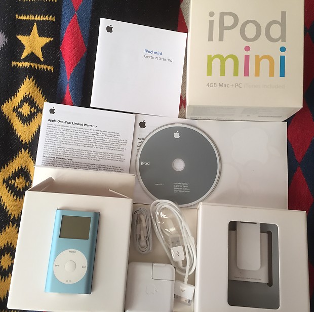 Apple iPod mini first generation. In box like n 2004 Blue | Reverb