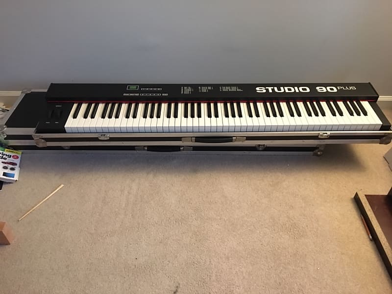 Fatar Studio 90 Plus Black Reverb