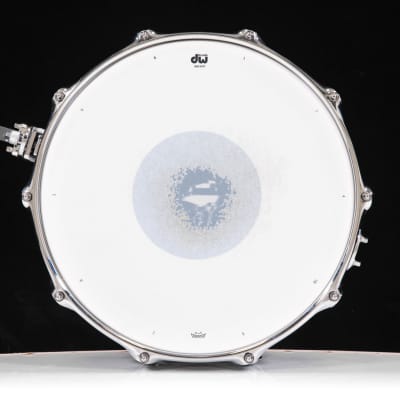 Used DW Design 5.5x14 Snare Drum Gloss White image 2