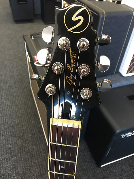 Samick Greg Bennett UM 4 | Reverb