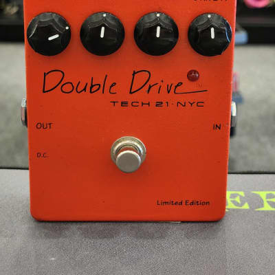 TECH 21 NYC DOUBLE DRIVE 3x 中古 Tech 21 Double Drive 3X
