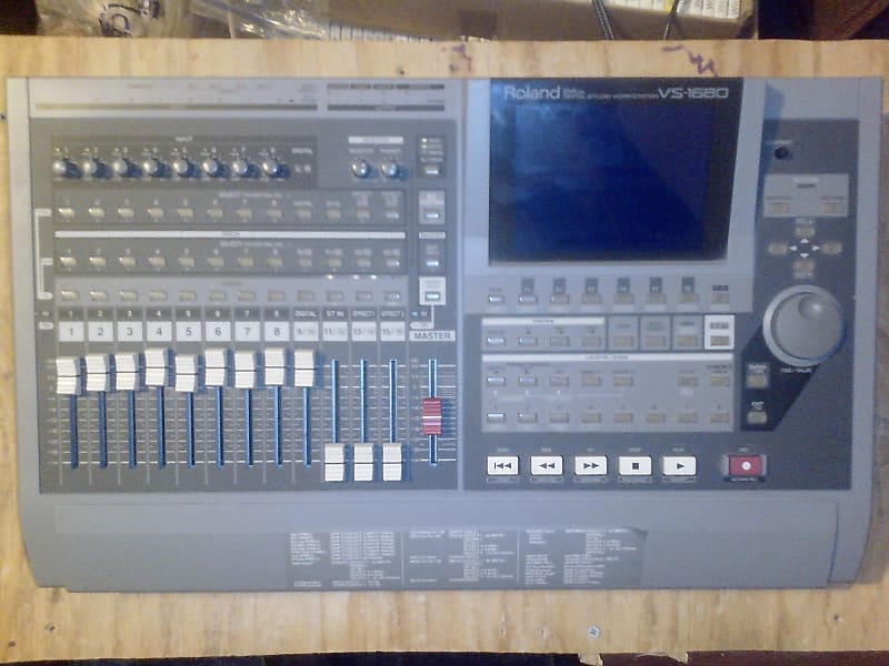 Roland VS-1680