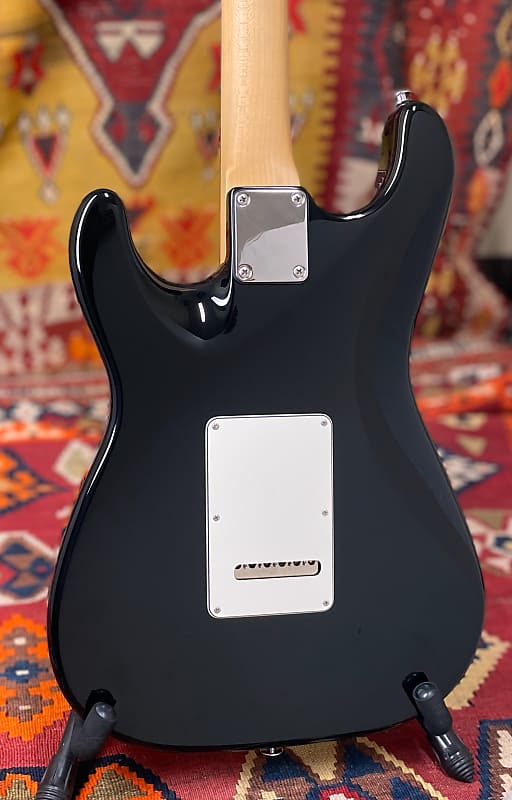 Suhr Classic Pro SSS | Reverb