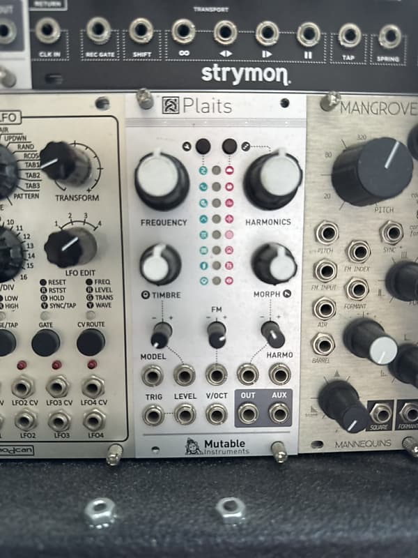 Mutable Instruments Plaits