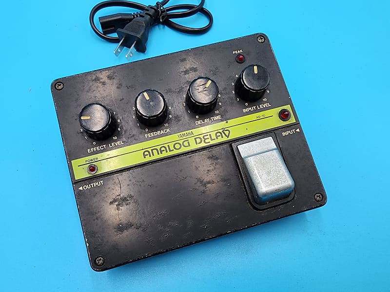 Rare 80s Yamaha AD-10 Analog Delay BBD Guitar Effect Pedal