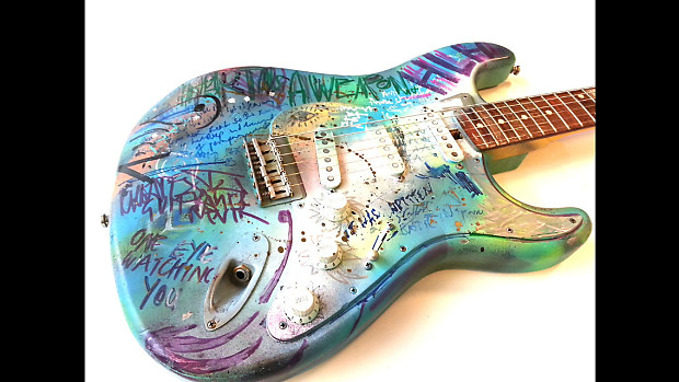 Fender Stratocaster Of COLDPLAY Jonny Buckland Owned for tour and Record