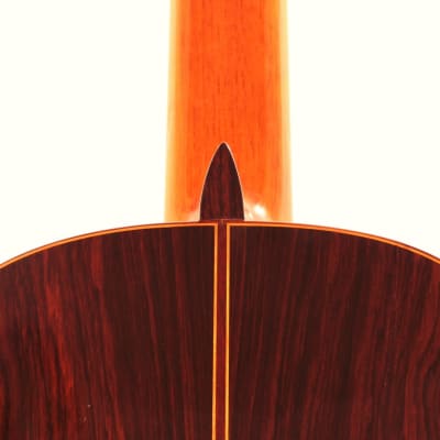 Manuel Caceres - sensational guitar by the Jose Ramirez luthier + Arcangel Fernandez partner + Video image 9