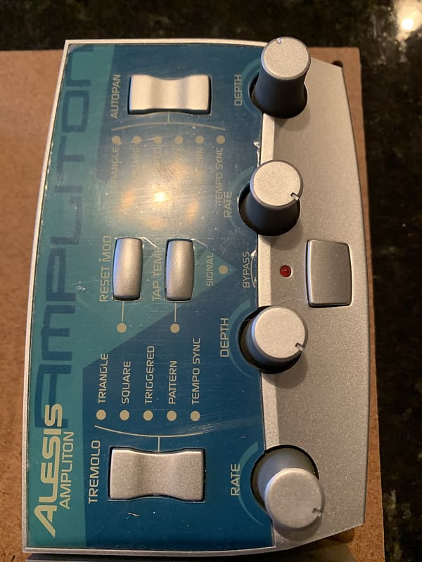 Alesis Modfx Ampliton Tremolo And Auto Pan 