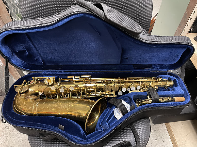 BetterSax Classic Alto Student Saxophone - Dark Gold Lacquer