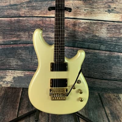 Used Ibanez 1984 Roadstar II RS-525 Electric Guitar with Case- Pearl White image 1