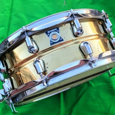 Ludwig USA Hammered Brass 5 x 14 Seamless Snare Drum