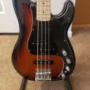 Fender Deluxe Active Precision Bass Special.