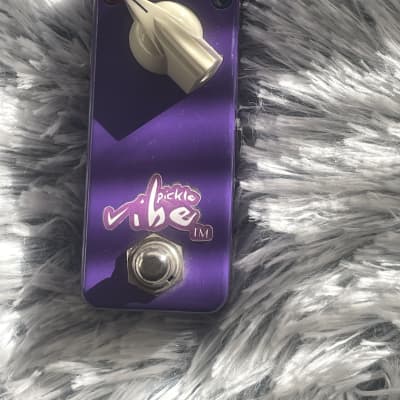 Lovepedal Pickle Vibe - Gearspace