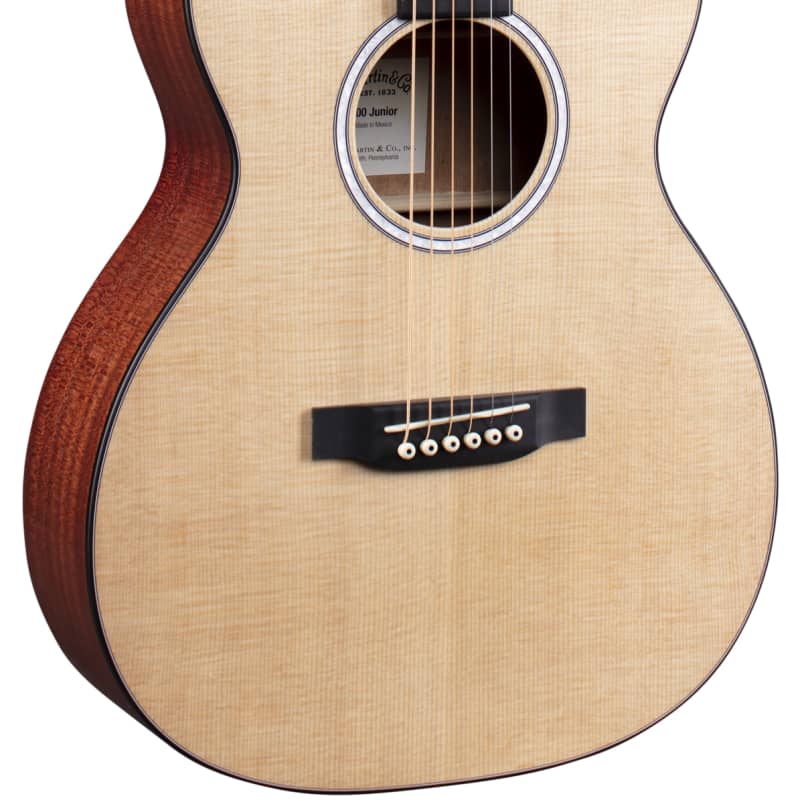 Martin 000-15M with LR Baggs Lyric Mic and Preamp - see video