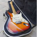 RIF 989  Fender Stratocaster American Standard 1995 MN with original hard case & Fender Card