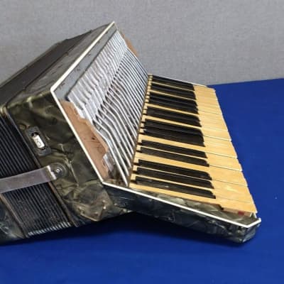 Vintage Hohner Unknown Model Intermediate 120/41 Piano Accordion For Repair image 5