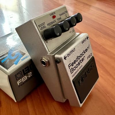 Boss FB-2 Feedback/Booster | Reverb