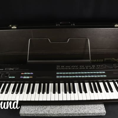 YAMAHA DX7 Digital Programmable Algorithm Synthesizer in Very Good Condition