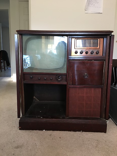 Magnavox Vintage TV Unit 1949-1957 Laquer image 1