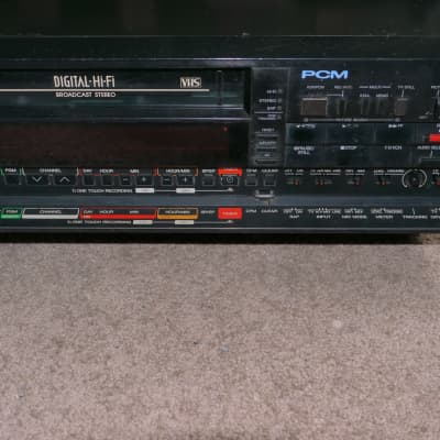 Toshiba DX-900 VHS VCR with PCM Audio Recording Capability | Reverb