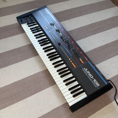 Roland Juno-106 61-Key Programmable Polyphonic Synthesizer 1984 - 1985 - Black