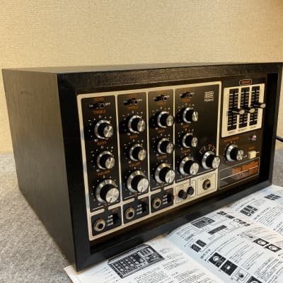 Roland VX-66 Mixing Amplifier 4-Channel Powered Mixer