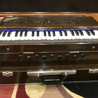 Manohar harmonium deals