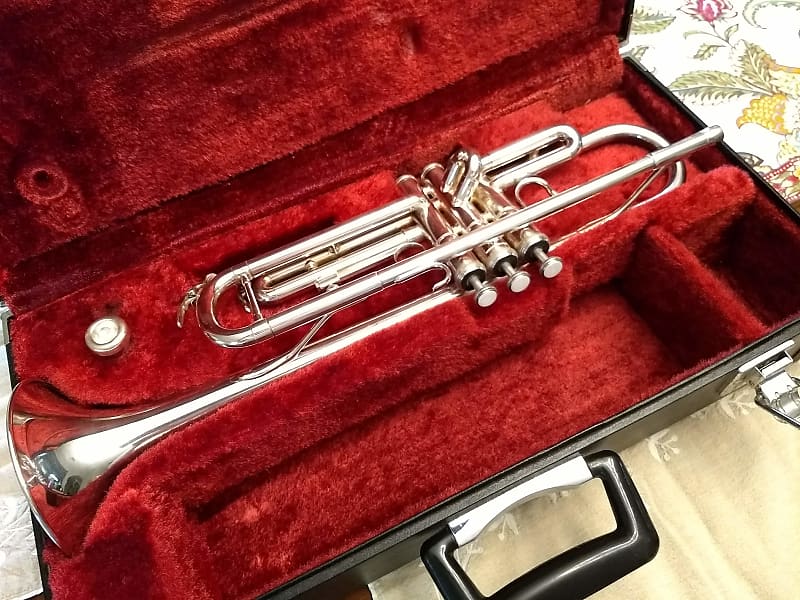 Yamaha YTR-3325S Trumpet | Reverb