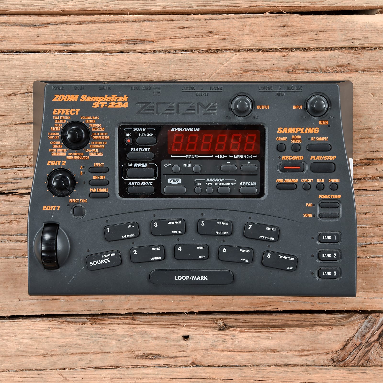 予約受付中】 ZOOM SampleTrak ST-224 サンプラー レコーディング/PA ...